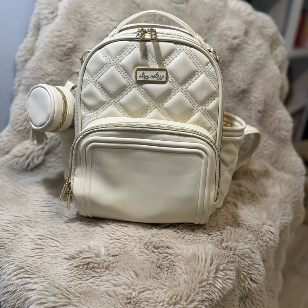 Itzy Mini Plus™ Diaper Bag